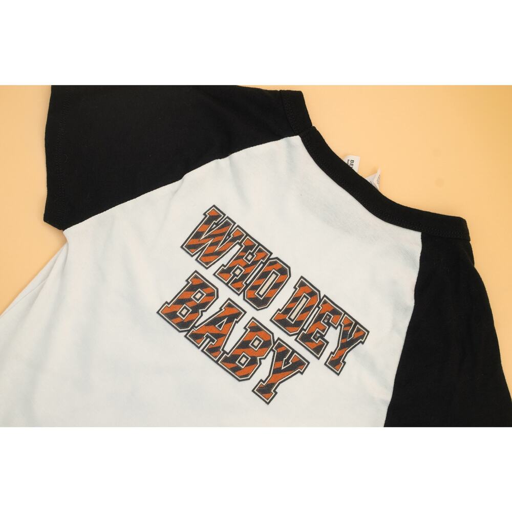 Women’s Cincinnati Bengals Football Crop Tee
 Bella + Canvas - Picture 4 of 5